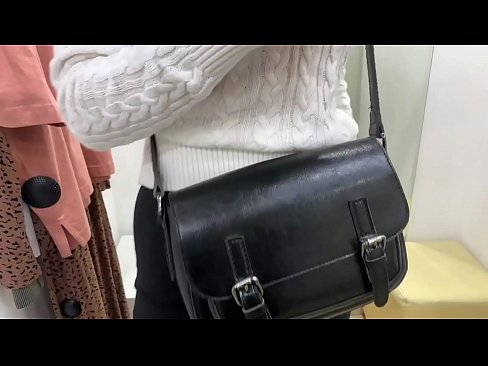 ❤️ Јавна мастурбација на младата кучка FeralBerry со дилдо во фитинг просторијата ❤ Порно кај нас mk.high-pass.ru ❌️❤